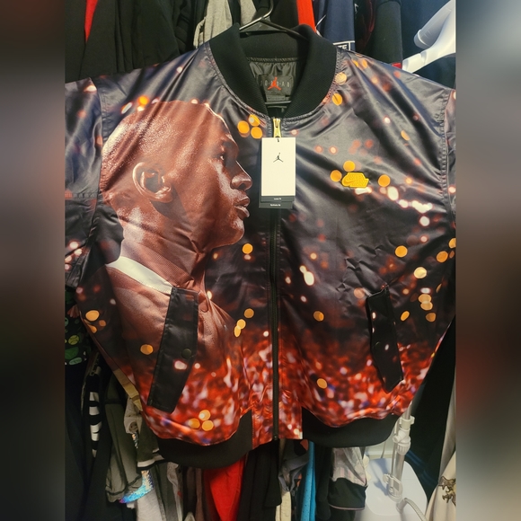 Jordan Jacket - Picture 6 of 8